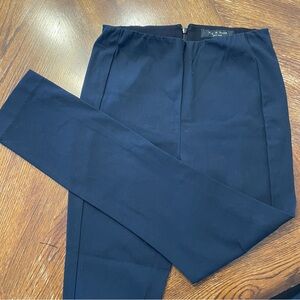 rag & bone Ladie’s Navy Cigarette Cropped Pants size 2 - 26 inseam